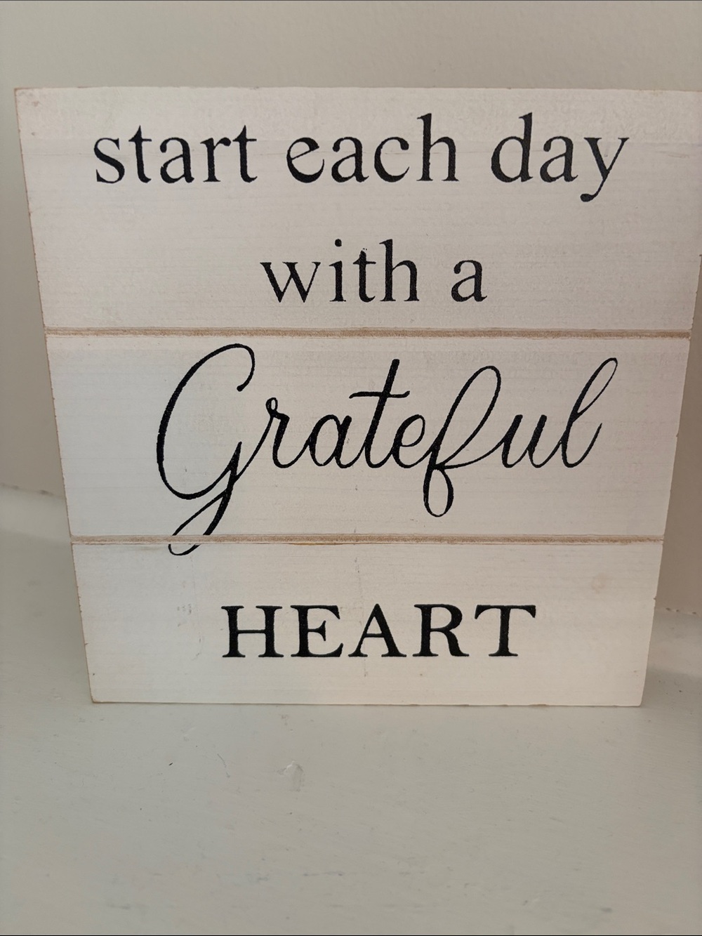 Grateful decorative plaque